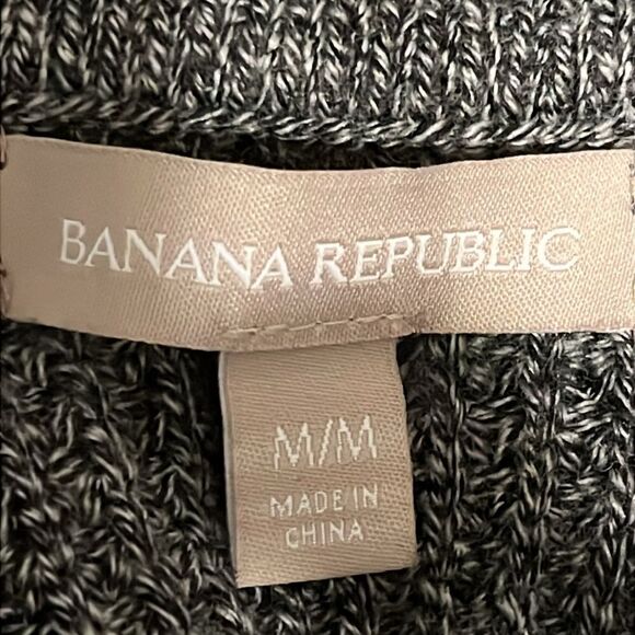 Banana Republic Grey Mock Neck Sweater Size M - Picture 8 of 9